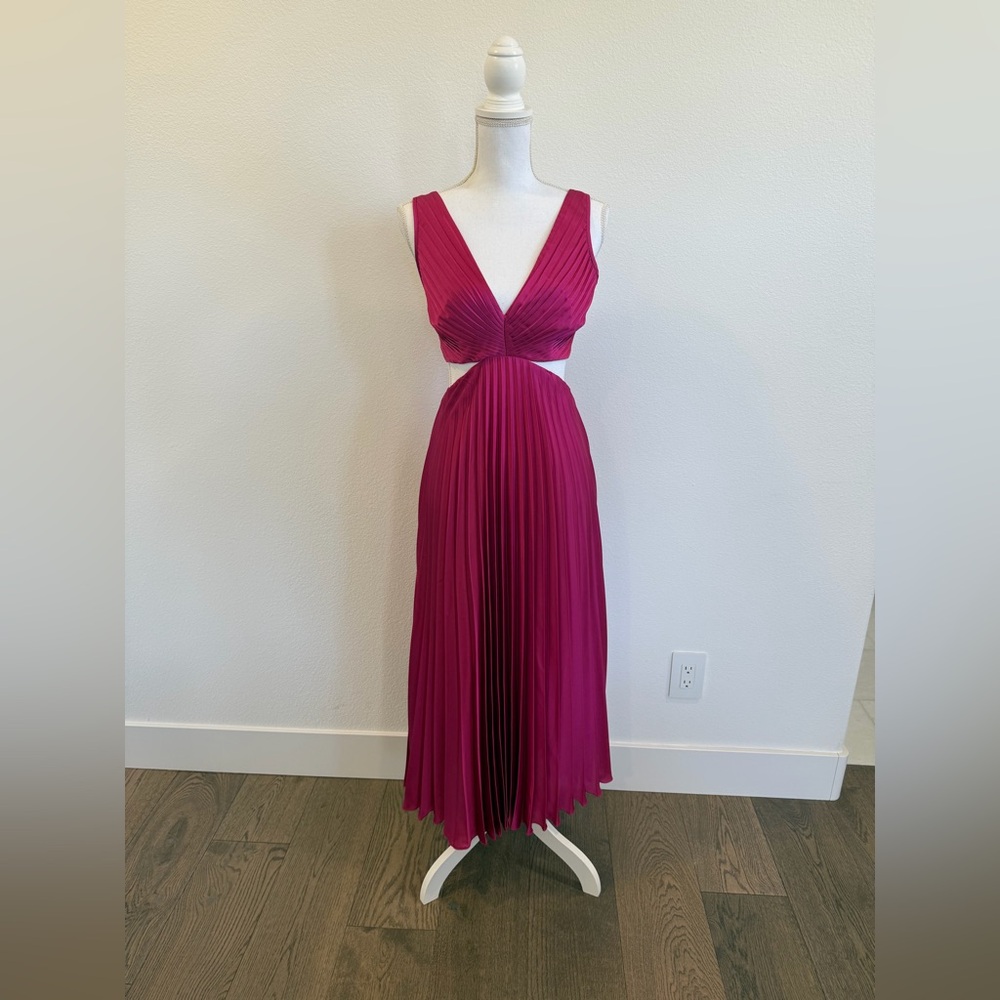 Abercrombie | Cut Out Maxi Dress | Size Small - Picture 2 of 6